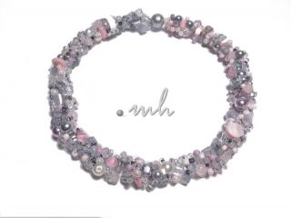 grau-rosa Stricklieselkette 812