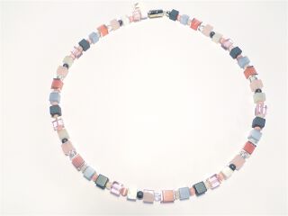 grau-rosa Halskette mit Cateye- und Glaswürfeln (1038)
